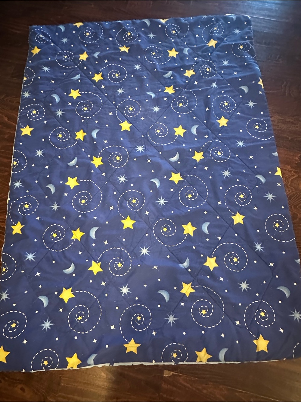 Vintage 1990s celestial print twin comforter blue and yellow moon stars